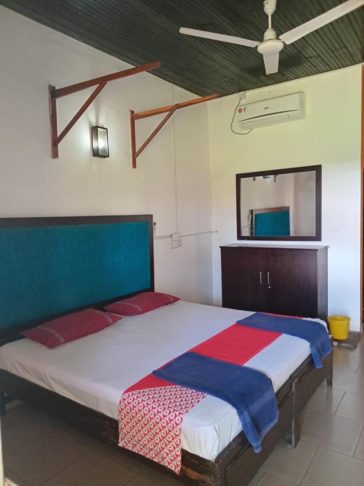 Ceylonica Beach Hotel Негомбо Экстерьер фото